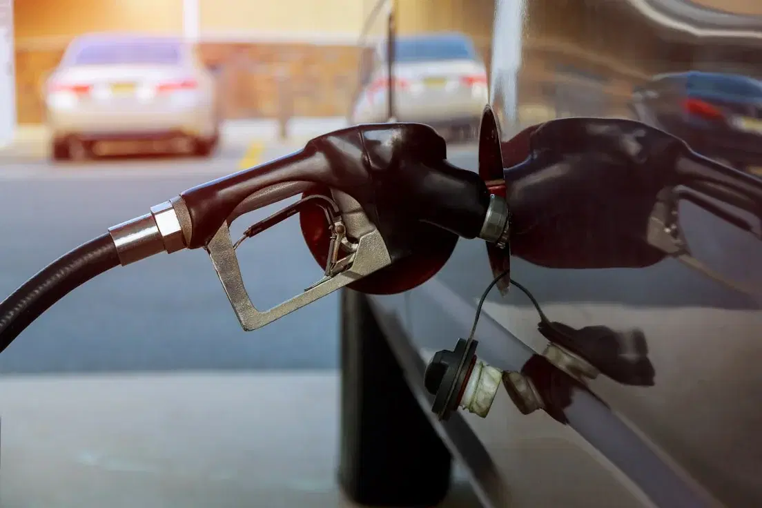 Fuel nozzle refueling car: hassle-free vehicle fueling.